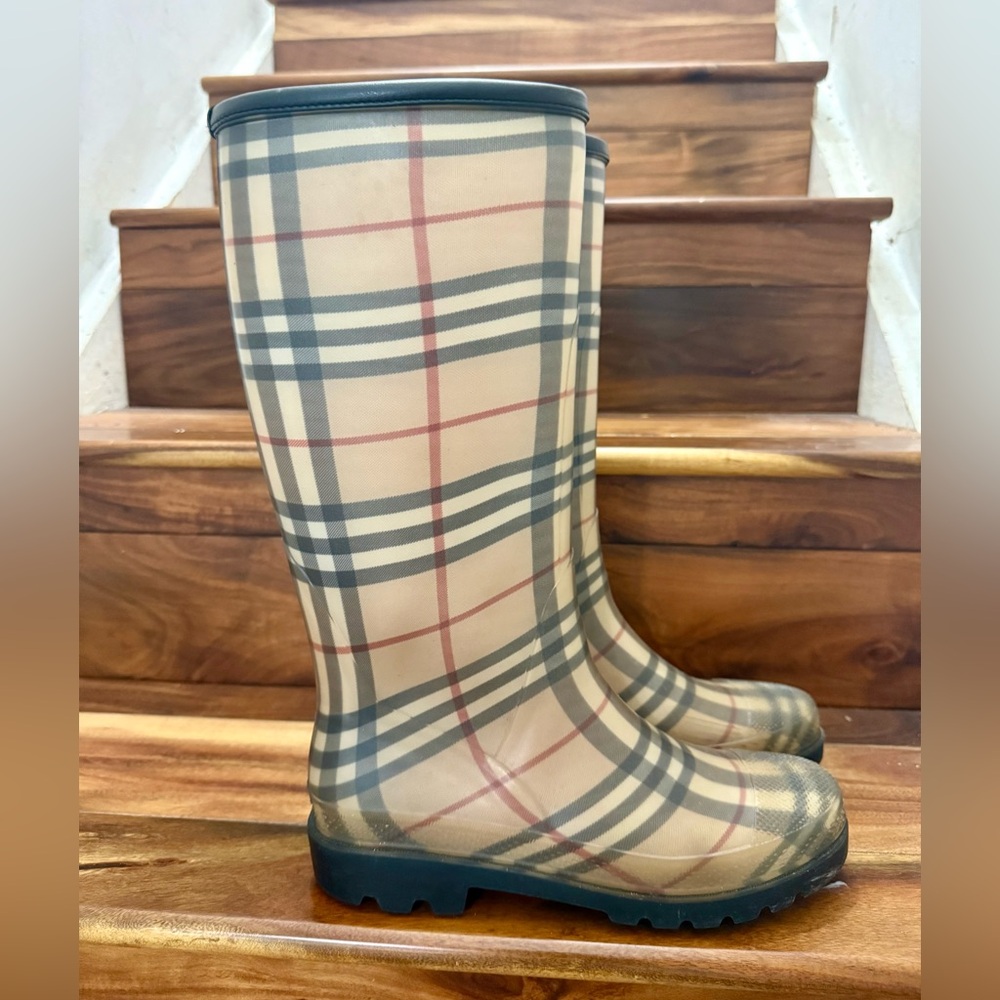 Burberry Rain/snow boots - Picture 4 of 16
